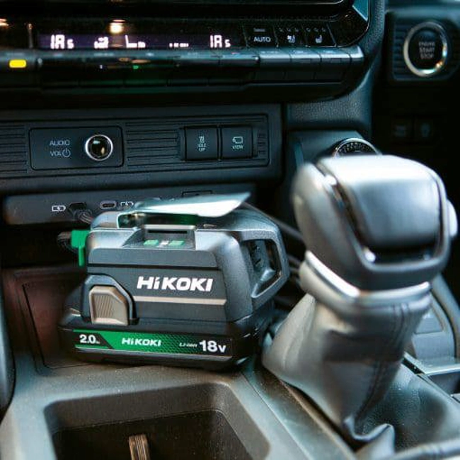 Vendita online Caricabatterie e Adattatore USB 65 W per 18V UC18DAW4Z